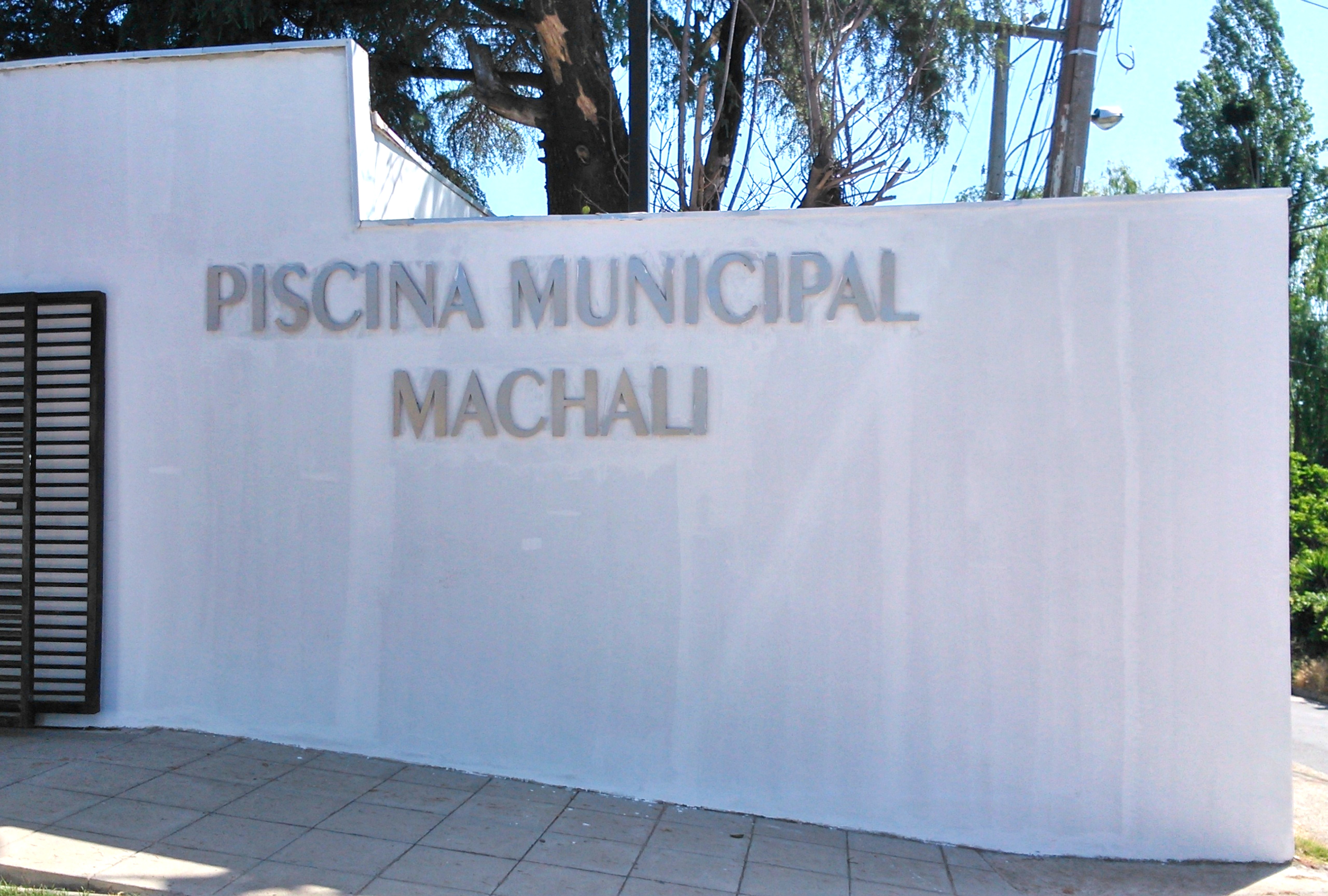 Cierran piscina de Machalí por problemas sanitarios