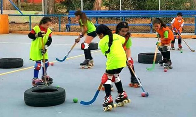 Hockey patín abre sus puertas a la comunidad machalina
