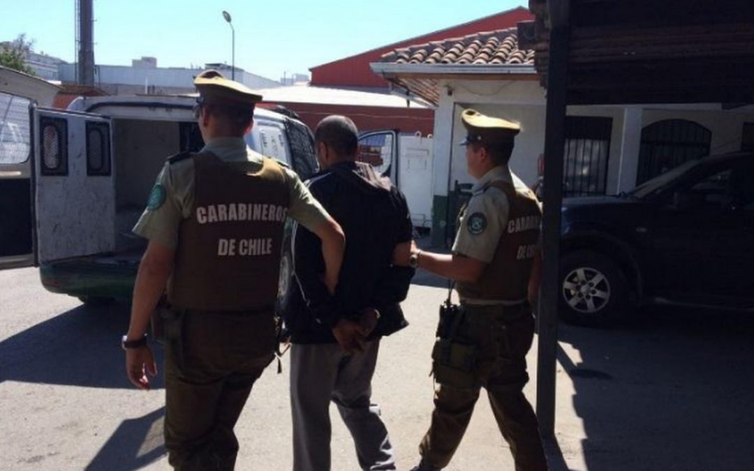 Detienen a sujetos por robo en constructora de Machalí
