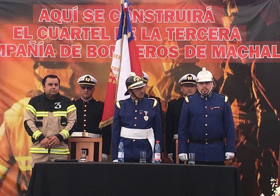 Tercera Compañía de Bomberos de Machalí recibe el terreno para su futuro cuartel