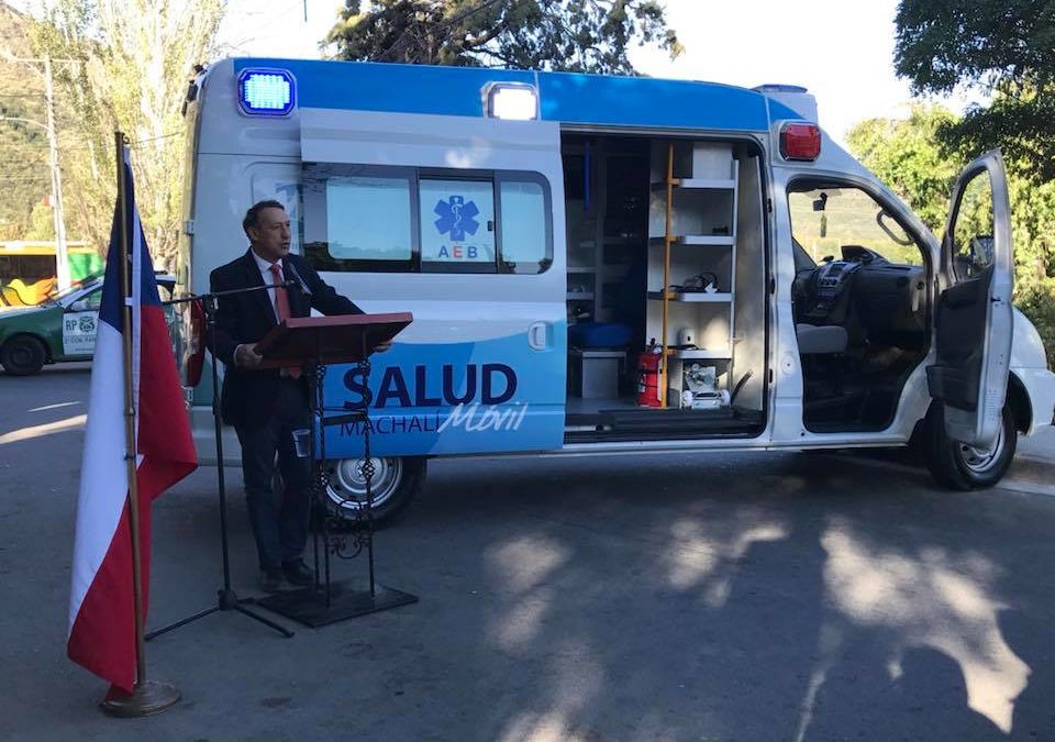 Entregan nueva ambulancia para Coya