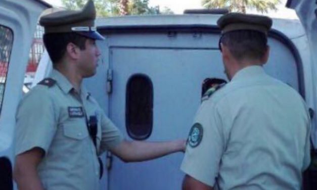 Detienen a sujeto por robo en centro comercial de Machalí