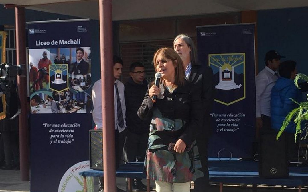 Directora del Liceo de Machalí se reintegró a sus funciones