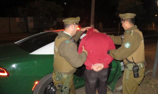 Detienen a sujetos por robo de almendras en sector de Nogales de Machali