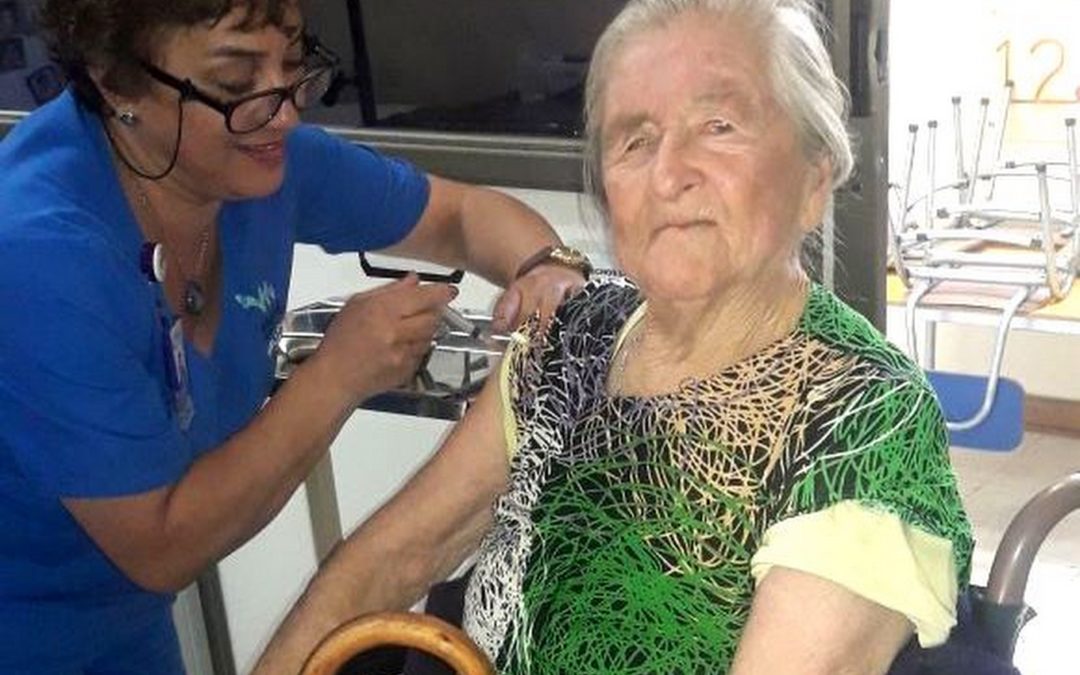 Salud Machalí hace llamado a vacunarse contra la Influenza en esta época otoñal
