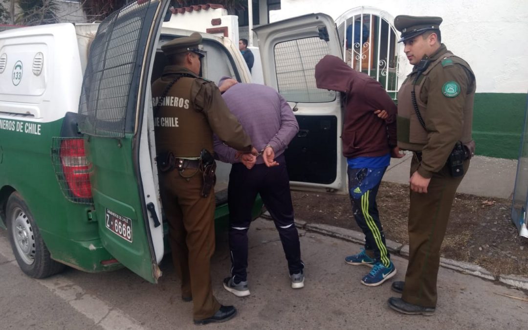 Dos detenidos por robo en vivienda de Machalí