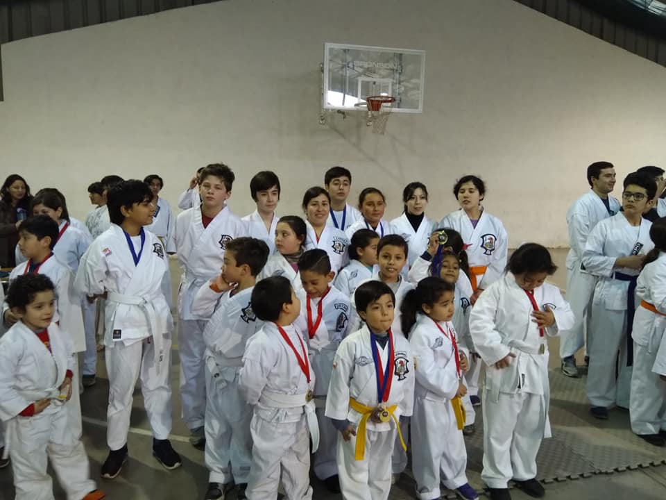 Kárate machalino brilló en Torneo Nacional de San Fernando
