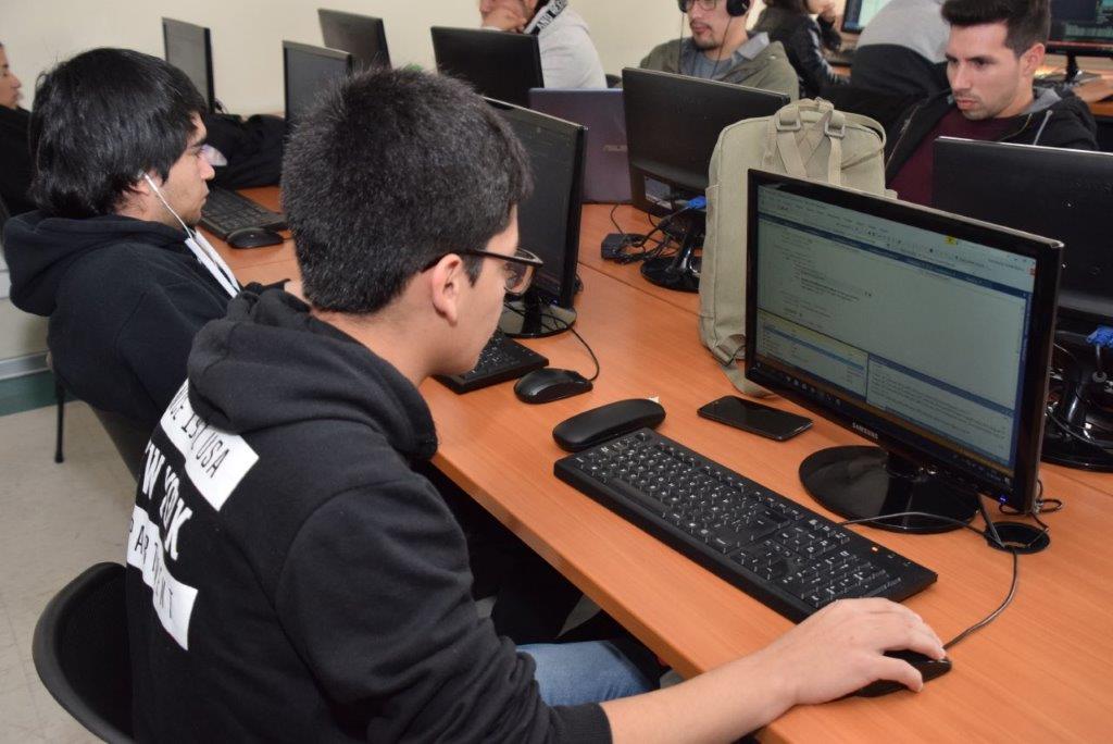 Talleres gratuitos para interesados en el área Informática