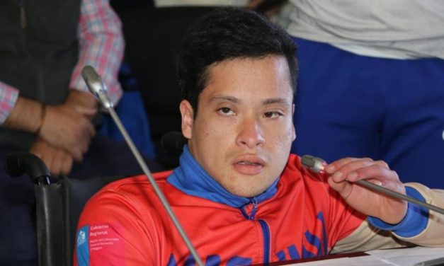 Pesista machalino paralímpico recibe apoyo para asistir a competencia nacional