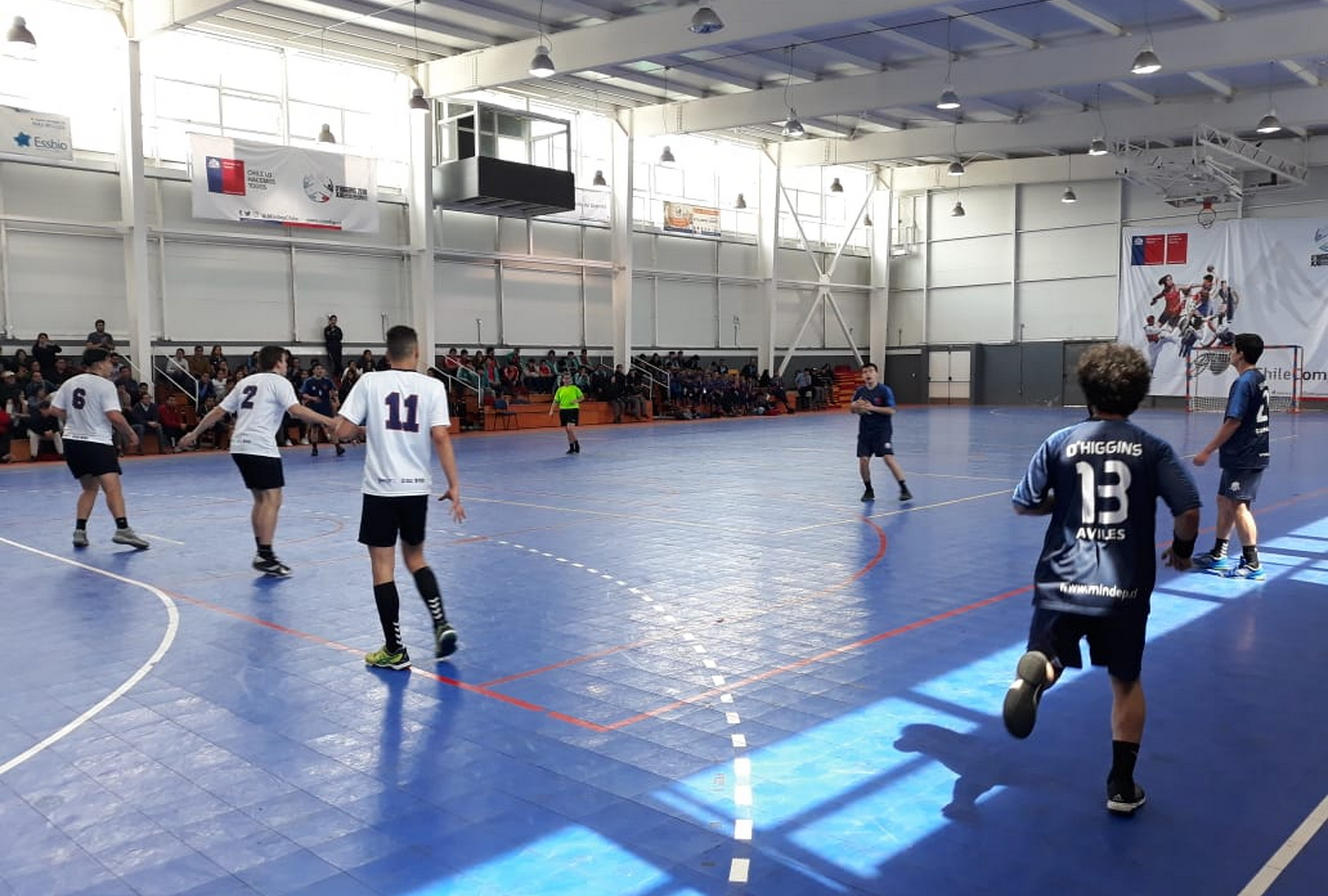 Dolorosas derrotas en Balonmano y Fútbol marcan la primera jornada de O´Higgins en los Binacionales 2018