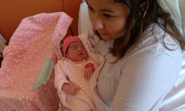 La primer bebé nacida en 2019 en el Hospital Regional de Rancagua