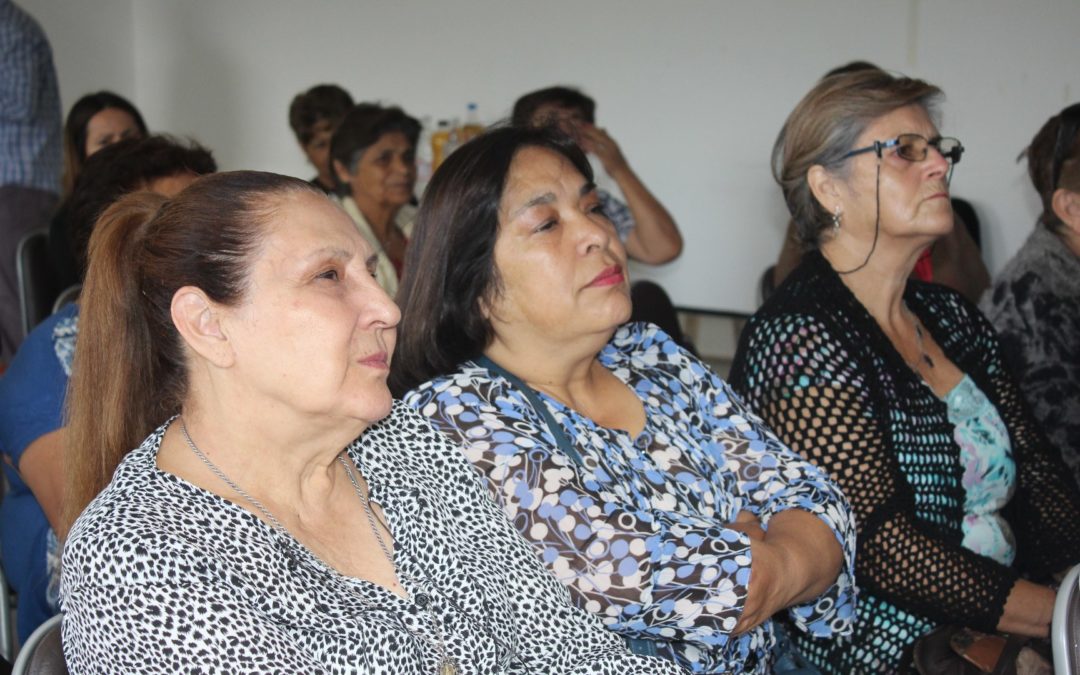 Machalí forma adultos mayores líderes para acompañar a vecinos en situación de abandono