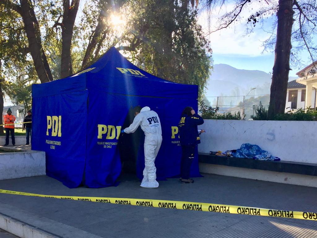 Investigan muerte de adulto mayor en Plaza de Machali