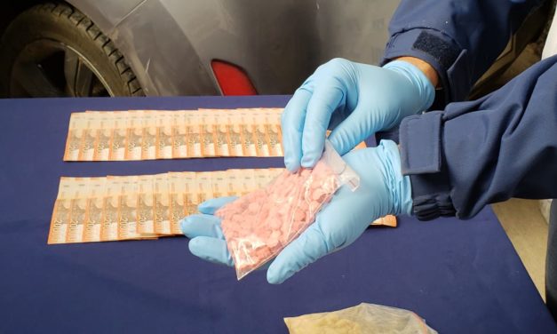 Incautan más de mil dosis de droga sintética que vendían desde Machalí
