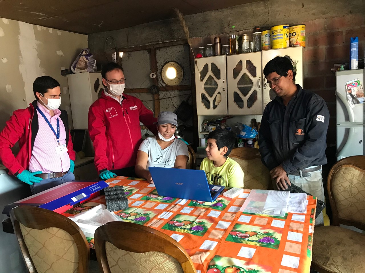 Comienza entrega de computadores a estudiantes de 7° básico de la región