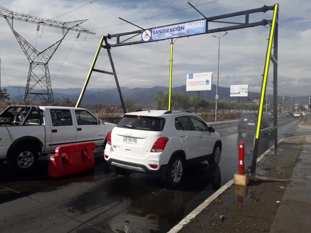 Instalan Pórtico Sanitizador en la entrada de Machalí