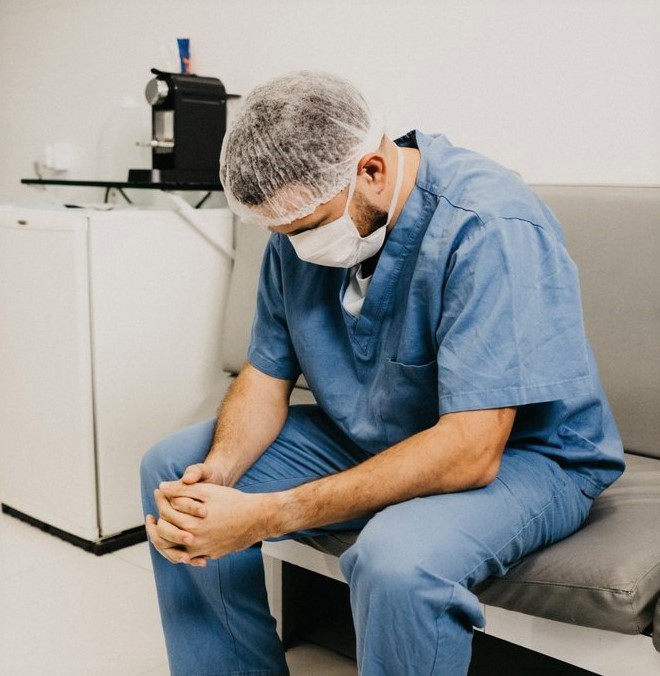 Héroes de la Pandemia:¿Cómo los trabajadores de la salud pueden liberar el estrés con actividad fisica?
