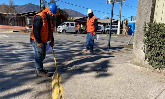Comienzan trabajos para instalación de semáforo en Arturo Prat con Miranda en Machalí