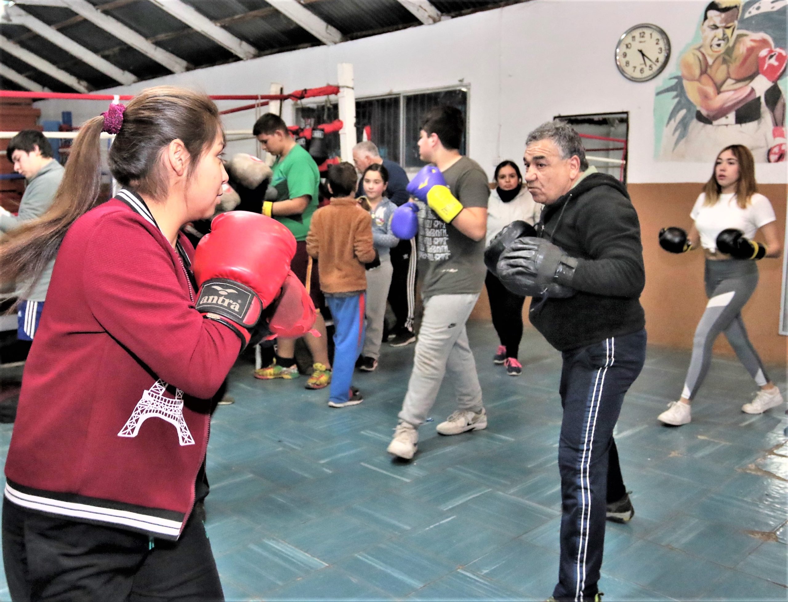 Este jueves feriado: «Primera maratón del deporte online»