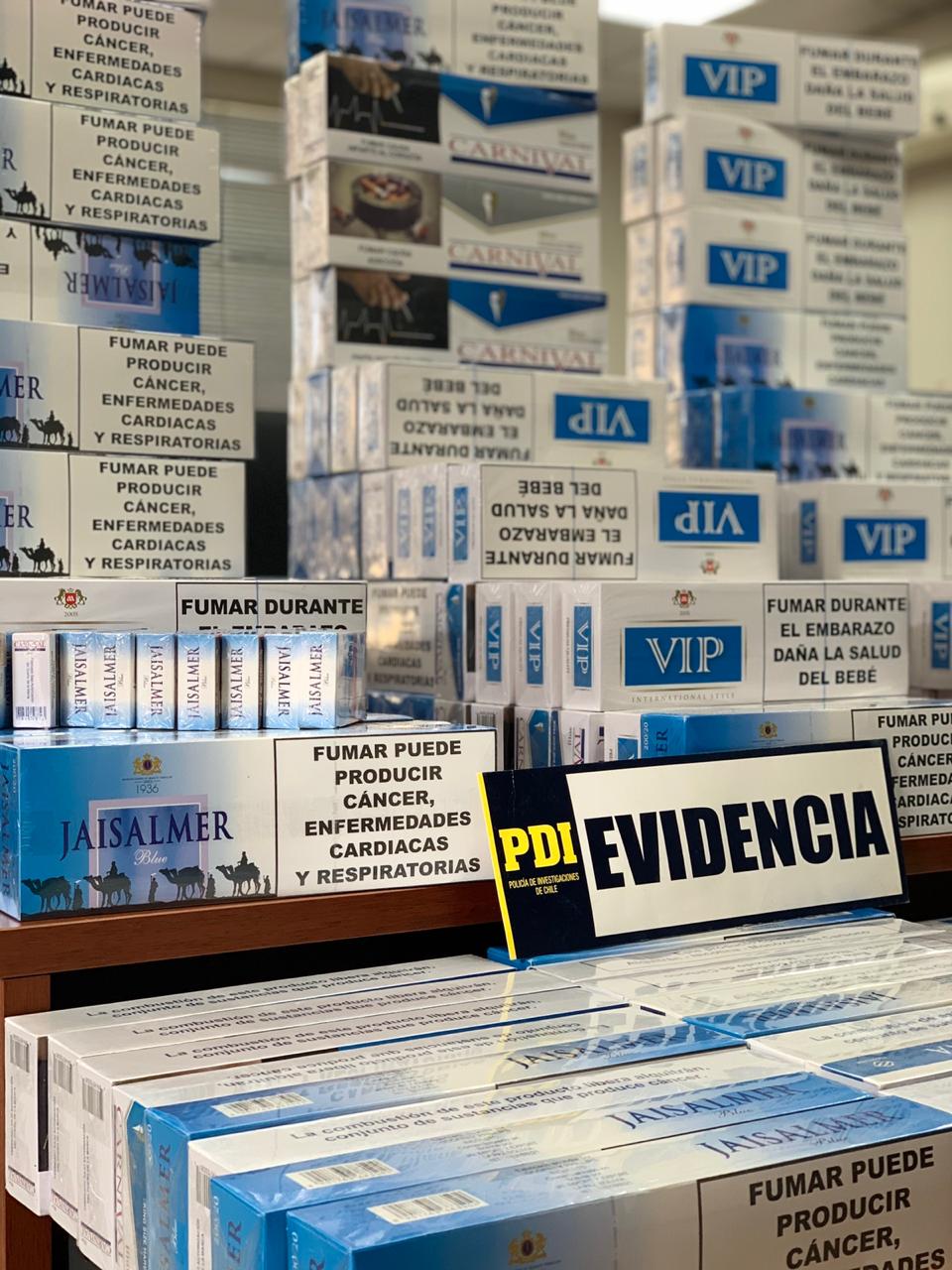 Detienen a sujeto con más de mil cajetillas de cigarros de contrabando en Rancagua