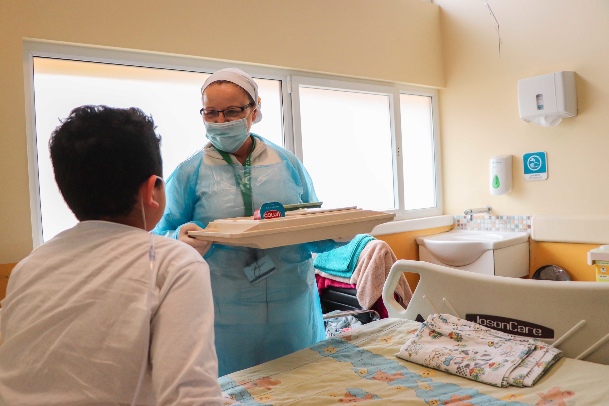 Hospital Regional prohíbe ingreso de alimentos y bebestibles a pacientes