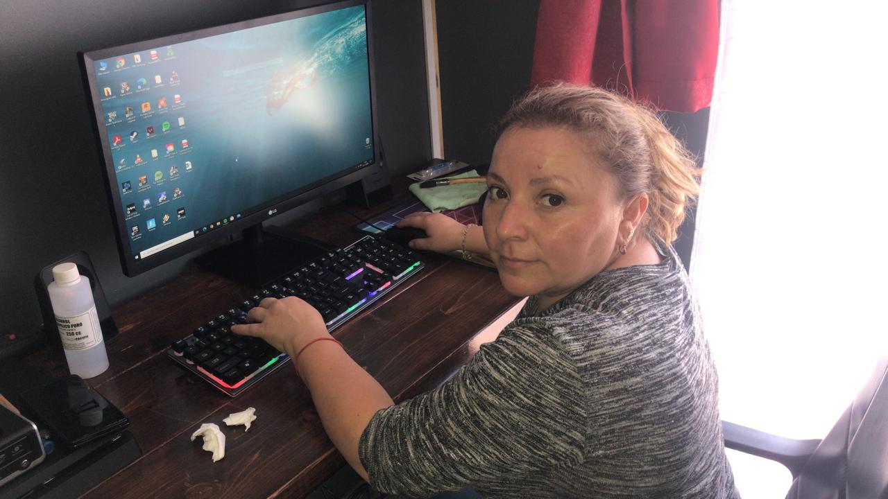 Machalina nivela sus estudios a distancia