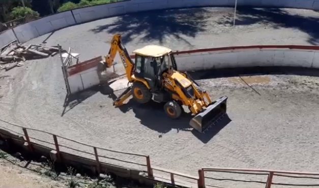 Comienzan trabajos para remodelar medialuna de Machalí