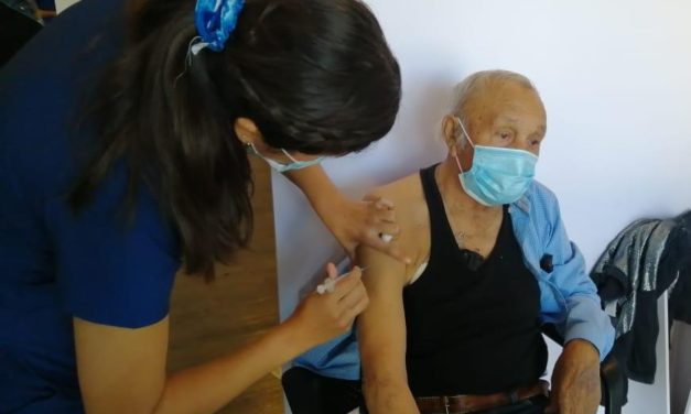 Comienzan las segundas dosis de las vacunas COVID -19 en la región
