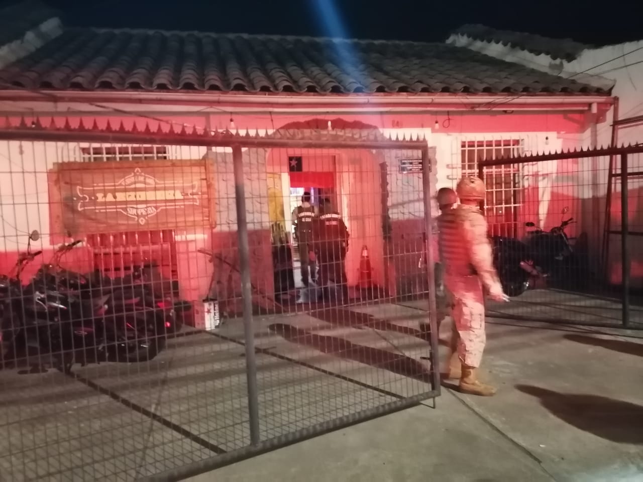 Detienen  a 76 personas que estaban en una cervecería de Rancagua en Toque de Queda