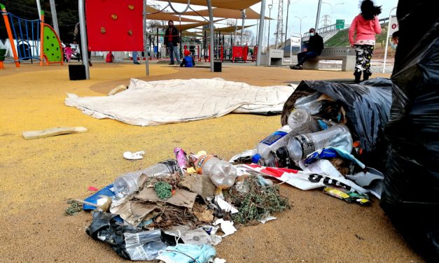 Plaza “Elige Vivir Sano” sufre con la falta de cuidados