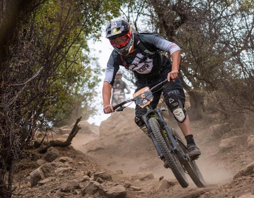 Ciclista machalino representará a Chile y la región en Mundial de Enduro en Europa
