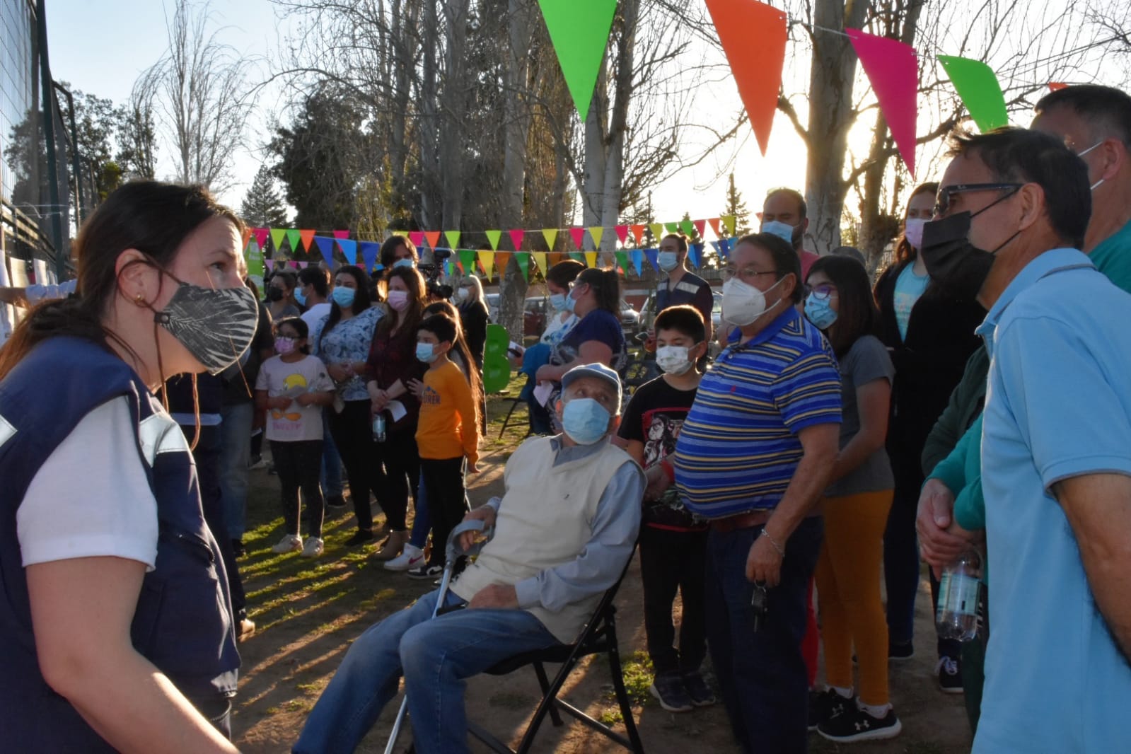 Familias de Santa Teresa conocen cartera de proyectos que se ejecutarán