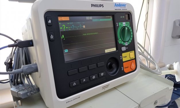 Servicio de Urgencia de Machali cuenta con nuevo desfibrilador