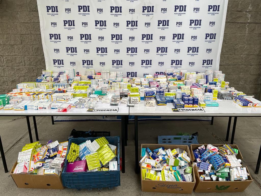 Incautan medicamentos vendidos ilegalmente en Feria de Rancagua