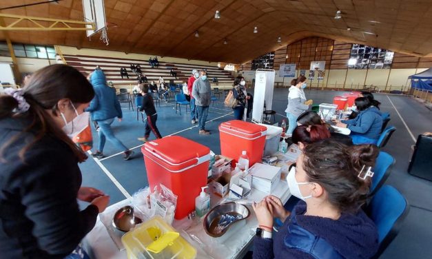 Llaman a grupos de riesgo rezagados a vacunarse contra la influenza