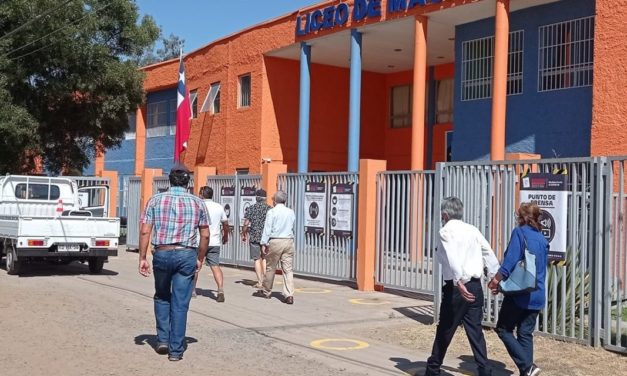 Mesas nuevas y cambio de locales de votación: Revisa dónde votarás para el plebiscito