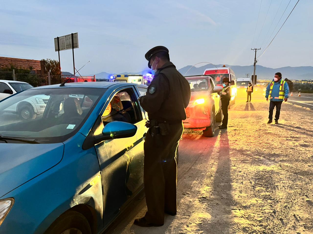 Tres personas dieron positivo a narcotest en control Tolerancia Cero en Carretera del Cobre en Machali
