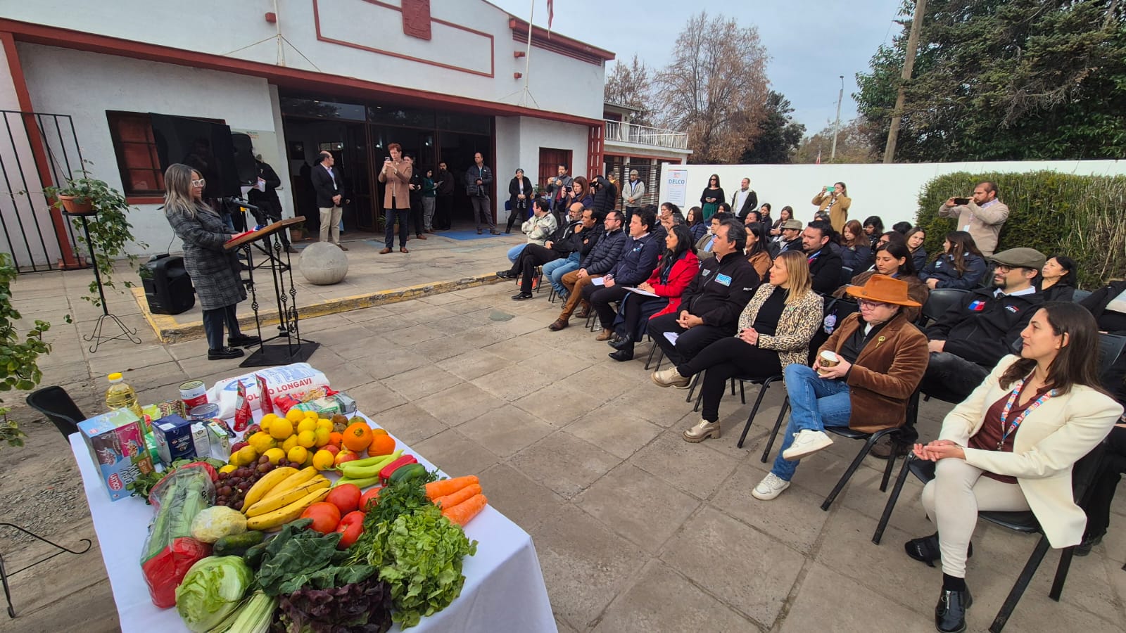 Machalí inaugura Ecomercado Solidario que entrega alimentos a familias vulnerables
