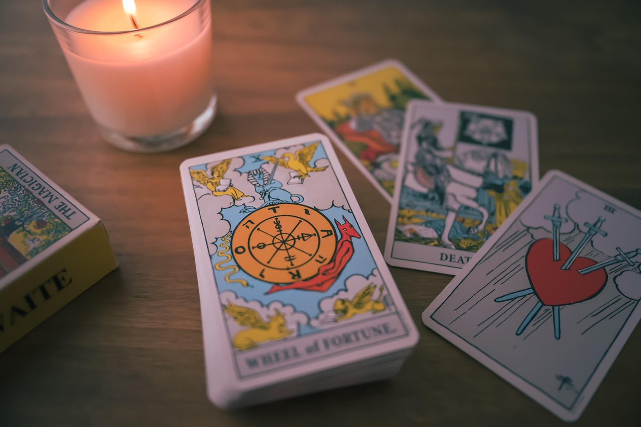 Lectura de Tarot Gratis AQUI